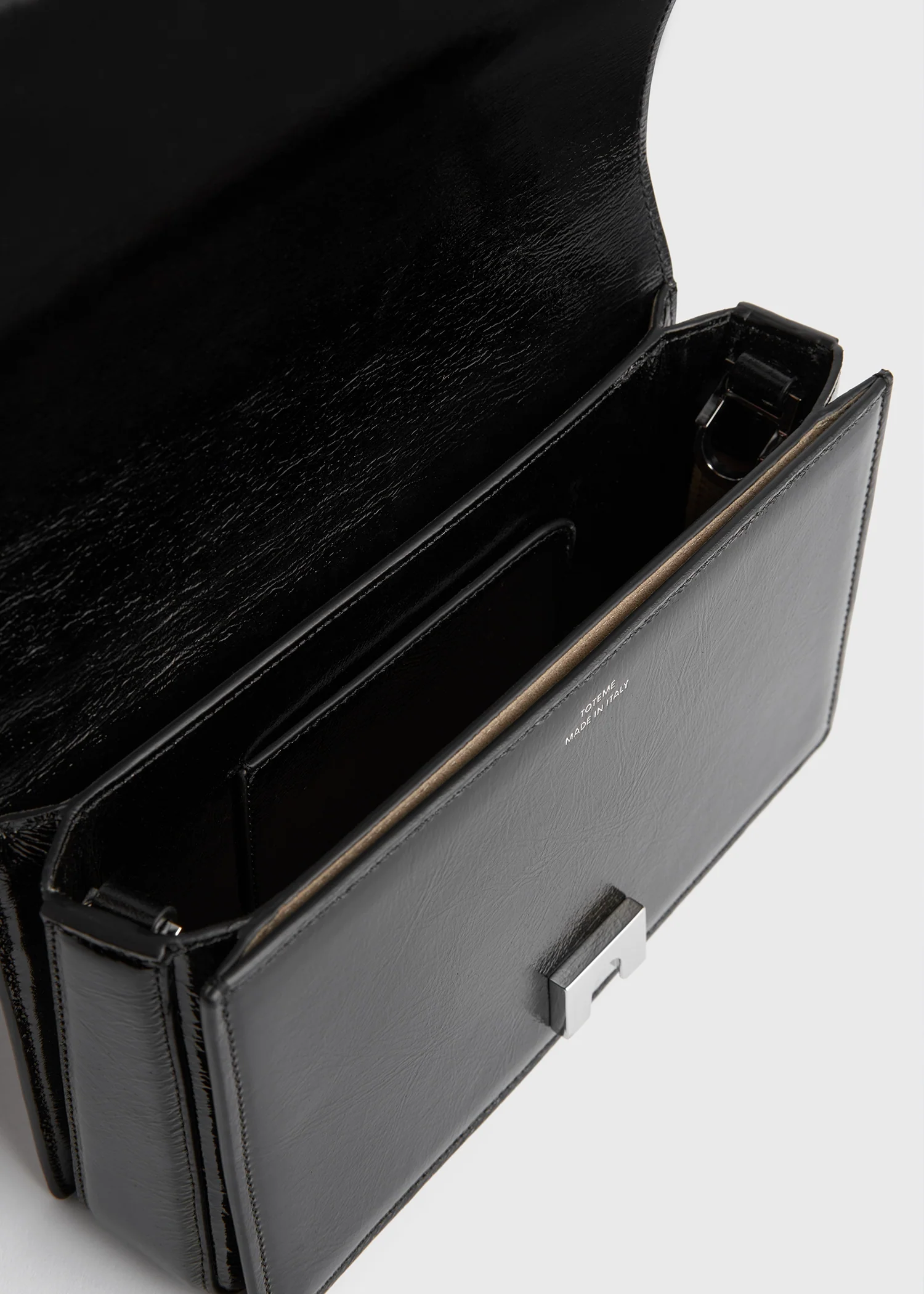 Mini T-flap naplack bag black - Image 9