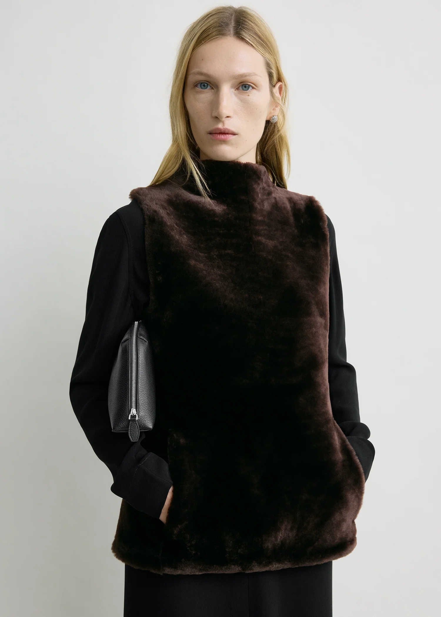 Shearling-front top espresso - Image 4