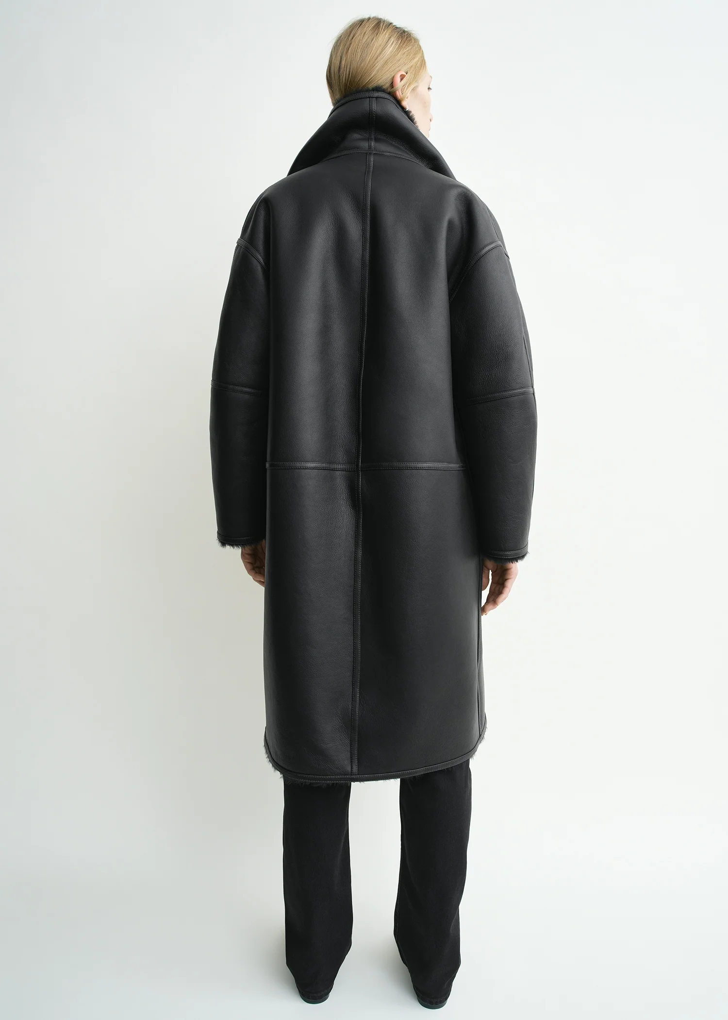 Shearling wrap coat black - Image 3