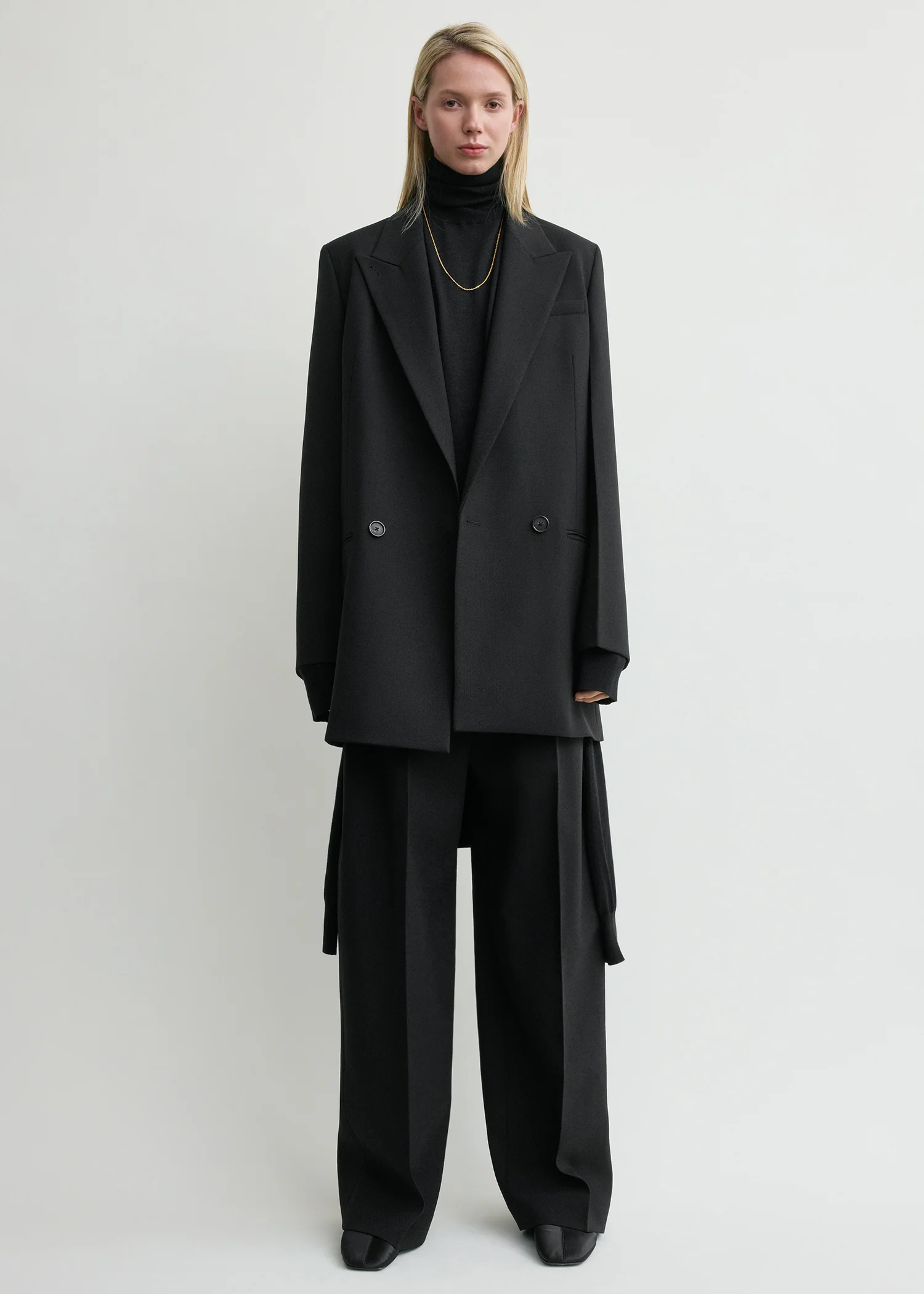 Shield blazer black