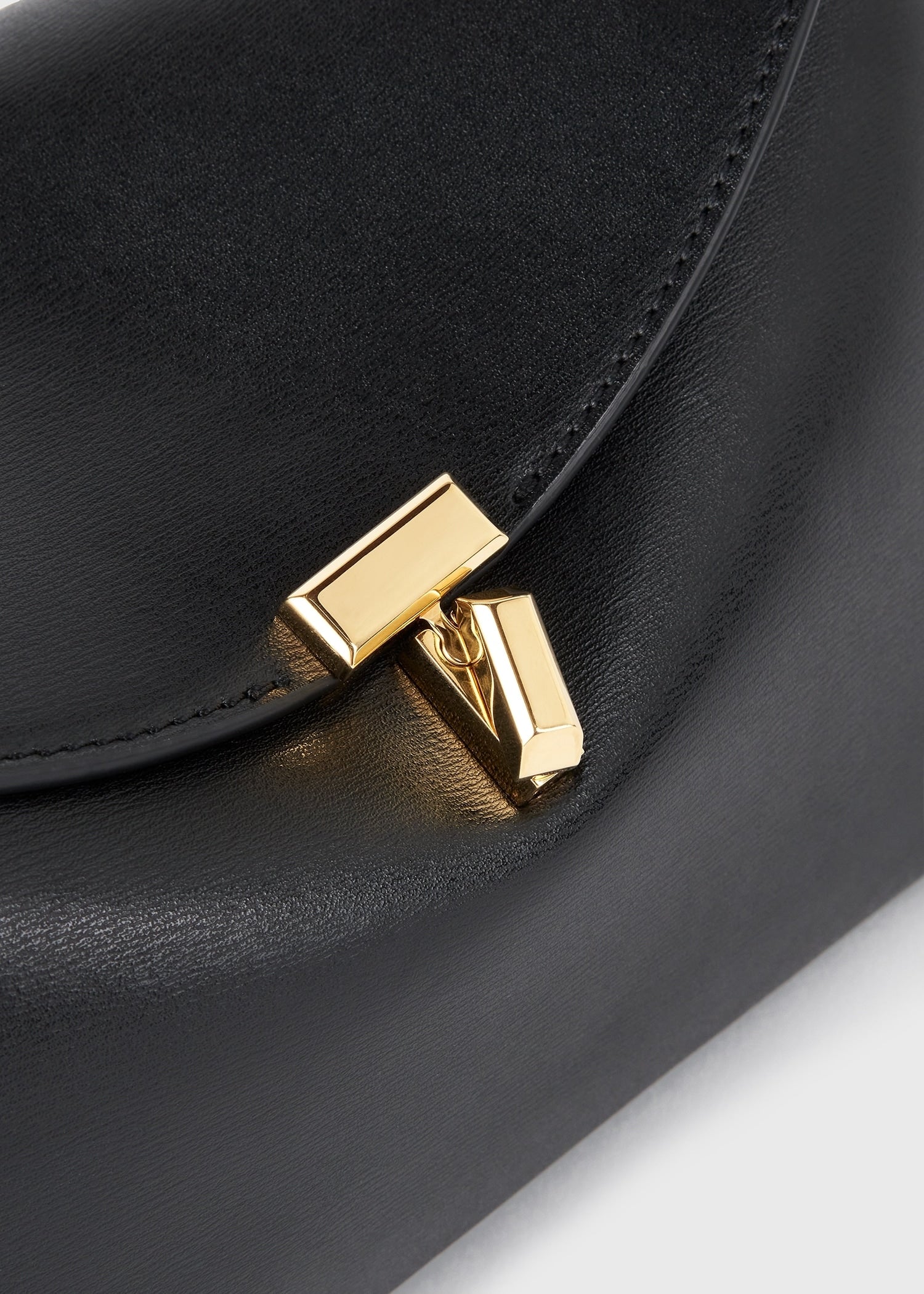 T-lock leather clutch black - Image 5