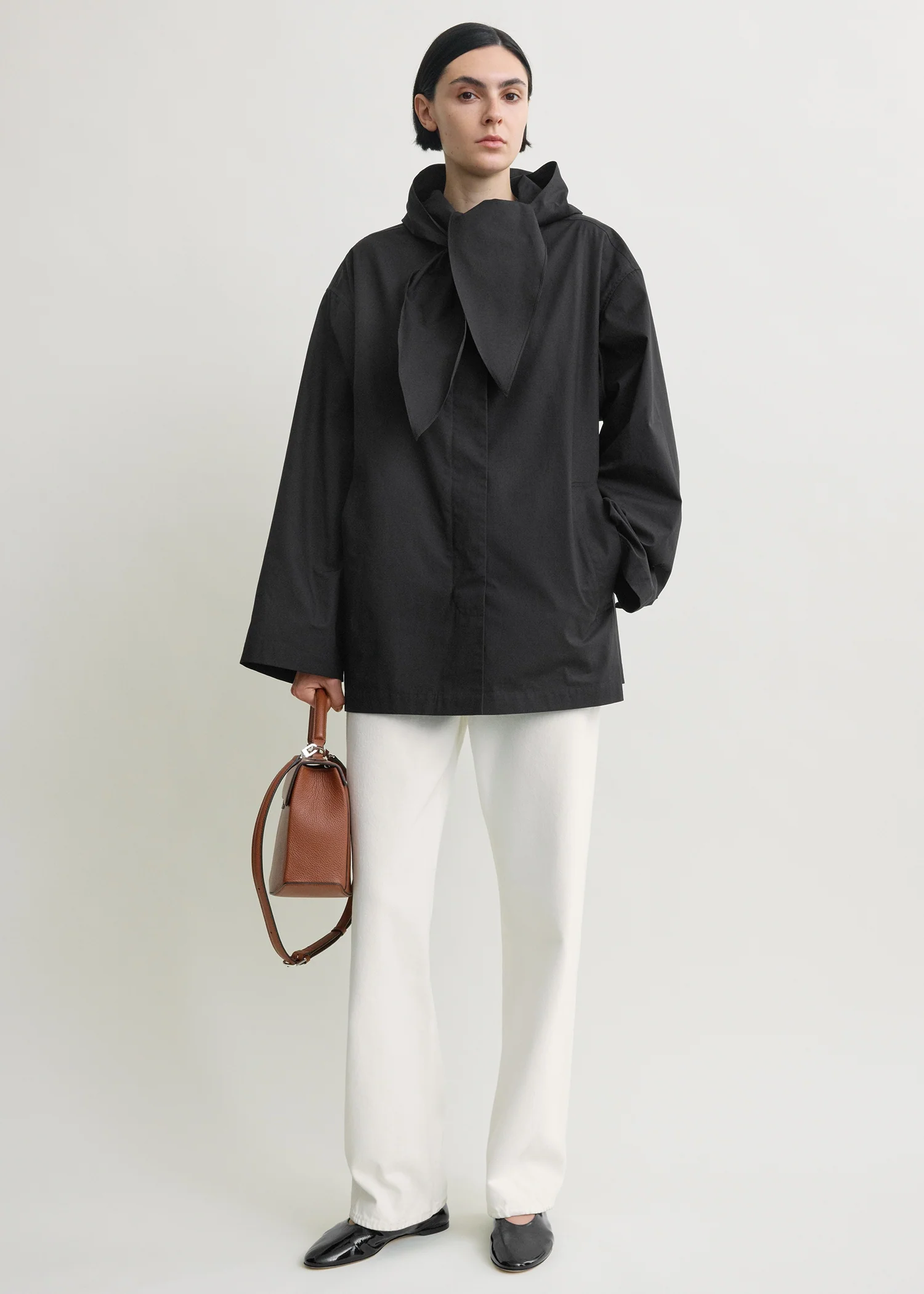 Technical scarf jacket black