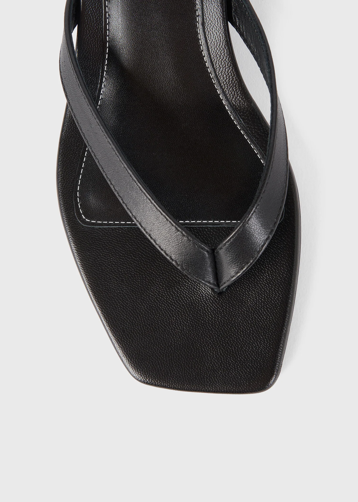 Leather heeled flip flops black - Image 7